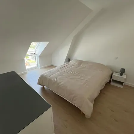 Neuf Proche Gare Apartment